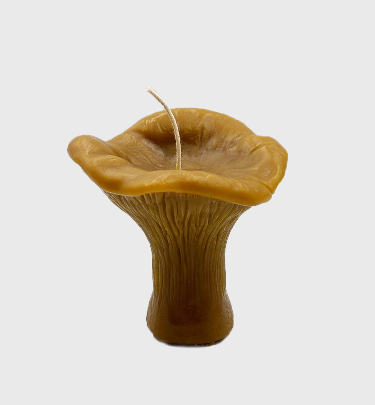 Свічка ручної роботи у формі великого гриба лисички, ПасікаЮа
